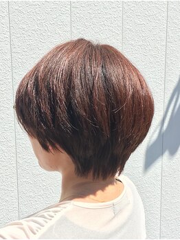 エッセンシャル ケイ(Essential KEI)の写真/☆ステキなヘアスタイルはカットが命☆より長くキレイを保つために一人ひとりの髪に合わせてカット◎