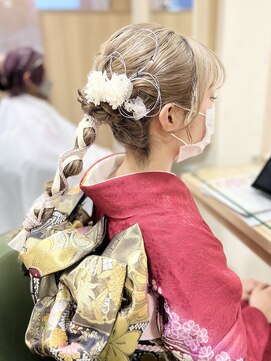 アエラスラナ 相模大野(Aeolus Lana) 編み下ろし×ヘアセット