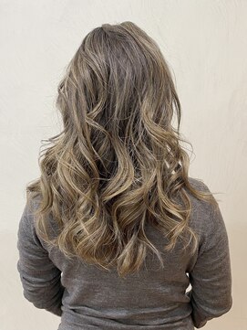 ネックス 表参道本店(nex) 【nex 表参道】白髪ぼかし ハイライト 外国人風カラー 齋藤