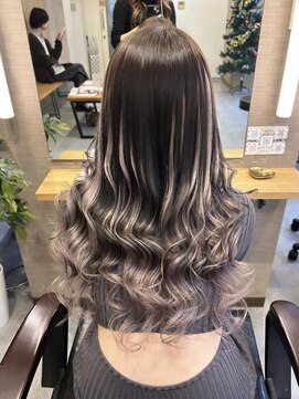 アール バイ ニーナ(R by NINA) 【R by NINA】