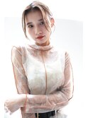 編みおろしハイトーンヘア「前髪アンブレラカラーこなれミディ」