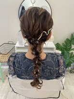 ヘアメイクアンドセットサロン リッコ(Hair make&set salon Ricco)&nbsp;編み下ろし