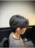 メンズナチュラルセンターパートニュアンスパーマ毛流れ重視