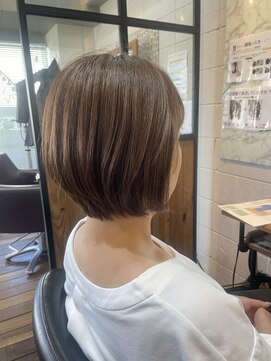 リスタ アンド リアン バイ リスタ(rista & RIAN by rista) ショートボブ