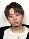 コンマヘアワックスなしセンターパートアッシュブラウン