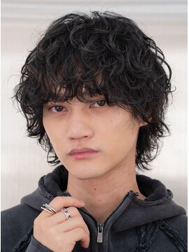 レタッチ バイ フィフス 天神大名(RETOUCH by fifth) 福岡天神ゆるめシャドウパーマメンズマッシュウルフカット緩め