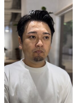 ウノプリールヴァモス(unopulir Vamos) 30代七三分けビジネス刈り上げ梅田メンズ