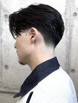 オーシャントーキョー ホワイト 原宿(OCEAN TOKYO WHITE)&nbsp;テーパーフェードセンターパート