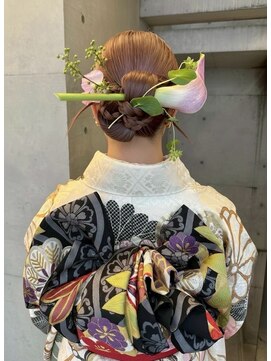 スクリーンギンザメゾン 銀座(SCREEN GINZA MAISON.) 黒髪カタログ/クラゲヘアー/オリーブグレー/銀座