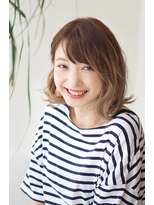プラザサロン 鎌取店&nbsp;ハイライトを効かせたナチュラルな外国人風レイヤーボブ