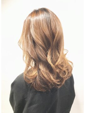 ビアンコ(BlANCO) 【BLANCO】重軽動くミディアムロング(AKANE)