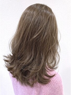 アリア バイ アルティナ(alia by artina) スウィートセミディ×ハイベージュ【alia橋本】