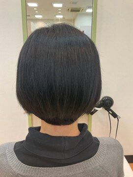 ヘアメイク トゥエンティワン エミオ狭山市店(HAIR MAKE Twenty One) 【大人可愛い30代・40代・50代◎】ショートボブ