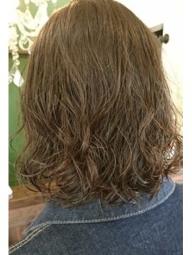 シロトータルデザイン(shiro total design) デジタルパーマ×ぱっつんボブ