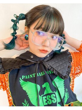 ネス(ness) デザインカラー◎前髪インナー◎シャドールーツ