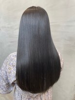 ジーナ 新宿(Zina) 髪質改善*似合わせカット*天使の輪ロング【Zina 新宿】