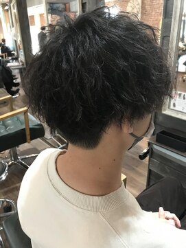 ヘアーデザイン ディードット(Hair design D.) ミディアムツイストスパイラルパーマ