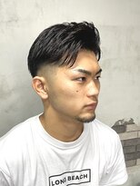 ワム(wom)&nbsp;フェード　外国人風ショート