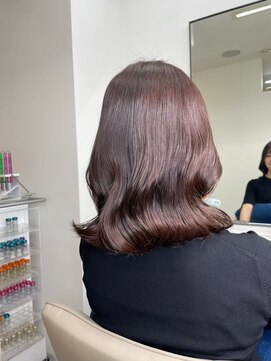 ナンバー ジルバ 立川 (N° jillva) ワンレンボブ鎖骨ミディアムニュアンスカラー