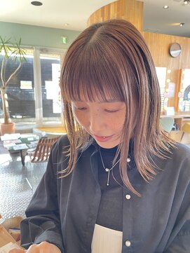 ヘアラウンジ アングゥ(hair lounge ungu) 眉上バング×外ハネボブ