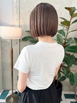 ノエ(noe) 暖色ベージュ×切りっぱなしボブ