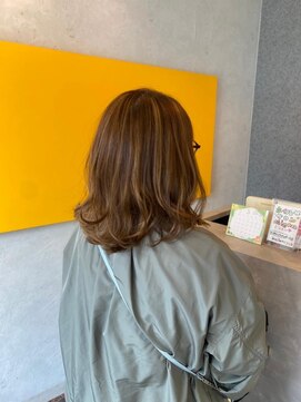 ブロッサム 保谷(Blossom) 小顔カットくびレイヤーエモージュ大人可愛い