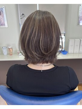 アトリーチェタ 田富店(ATTRICE) デザインカラーハイライト