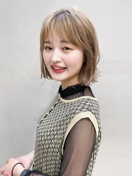 トゥコ(tuco) 切りっぱなし　ブロンド　ボブ　モテ　ミニボブ　グラデーション