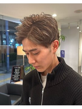 男を磨くメンズサロン オム グランド(HOMME GRAND) ブラウンカラーメッシュ