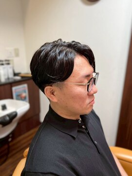 ケースタイル ヘアスタジオ 神保町店(K STYLE HAIR STUDIO) ニュアンスパーマ/ナチュラルセンターパート/刈上げ/メンズ