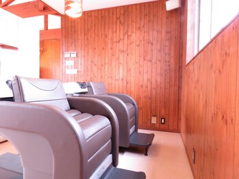 コントロール(CONTROL)の写真/緑あふれる穏やかな癒しの空間で、心も髪もリラックス◇