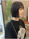 20代30代40代前下がりストレート小顔補正立体カット
