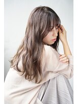 アルウ(Aru) 柔らかナチュラルロングヘア