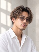 ORO MEN'S 緑地公園【オーロ/メンズ/眉毛/アイブロウ/メンズカット/メンズパーマ】&nbsp;【ハイライトカラー】大人の色気センターパート