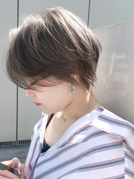 リバイブ ヘア アンド スパ(Revive HAIR&SPA) REVIVE メロウグレージュ 大人ショート