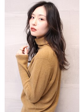 ピアーネ(PIANE) 20代から50代/大人セミロング/長め前髪で小顔◎