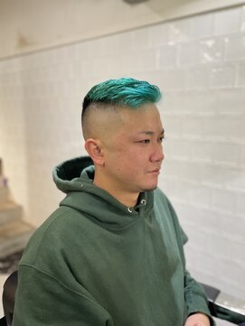 メリケンバーバーショップ フクオカ(MERICAN BARBERSHOP FUK) ツーブロックツイストパーマビジネスかき上げフェードS14