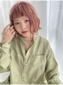 淡いハイトーンカラー ピンクヘア ボブ