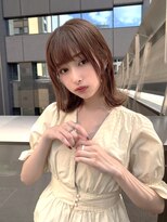 ニュアンスカラー　ミルクティーピンク　ぱっつんバング