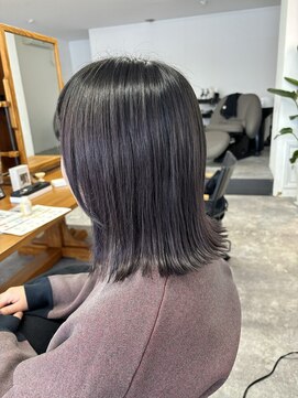 ムニ(MUNI) *ラベンダーグレージュ×外ハネロブ*