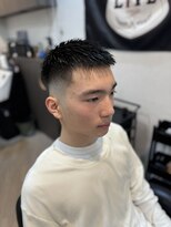 リヴ ヘアワークス(LiVE HAIR WORKS)&nbsp;学生でもギリギリ大丈夫なフェード