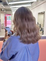 ダズリングディア(Dazzling Deer)&nbsp;ホワイトシルバー/ホワイトカラー/シルバーアッシュ/ハイトーン