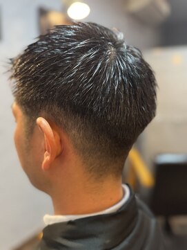 バロネットバリー(Baronet Barrie) 刈り上げショート