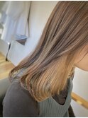 インナーカラー 明るめベージュ セミロング