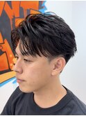 大人のセンターパートはこれ！ビジネスフェザーショート