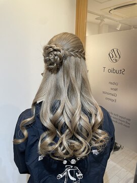 グレイスアンジュ 名駅(Grace Unge) ハーフアップ