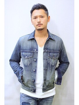 ローレル(Laurel) Laurel心斎橋○森拓也○グレーシルバー○刈り上げツーブロック○