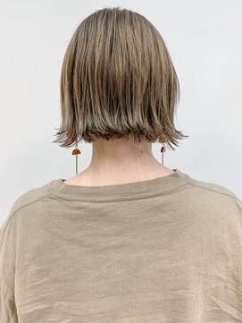 テトヘアー(teto hair) bob[切りっぱなしボブ、ミルクティベージュ、シアベージュ]