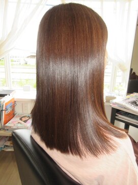 コア フィール ア デイ(COIFFURE A DAY) 【M3D酸熱融合】ミディアムロングストレート