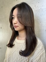 リバレッジ 白金(Leverage) 20代30代40代フェイスレイヤーロングレイヤー【白金目黒】小滝楓